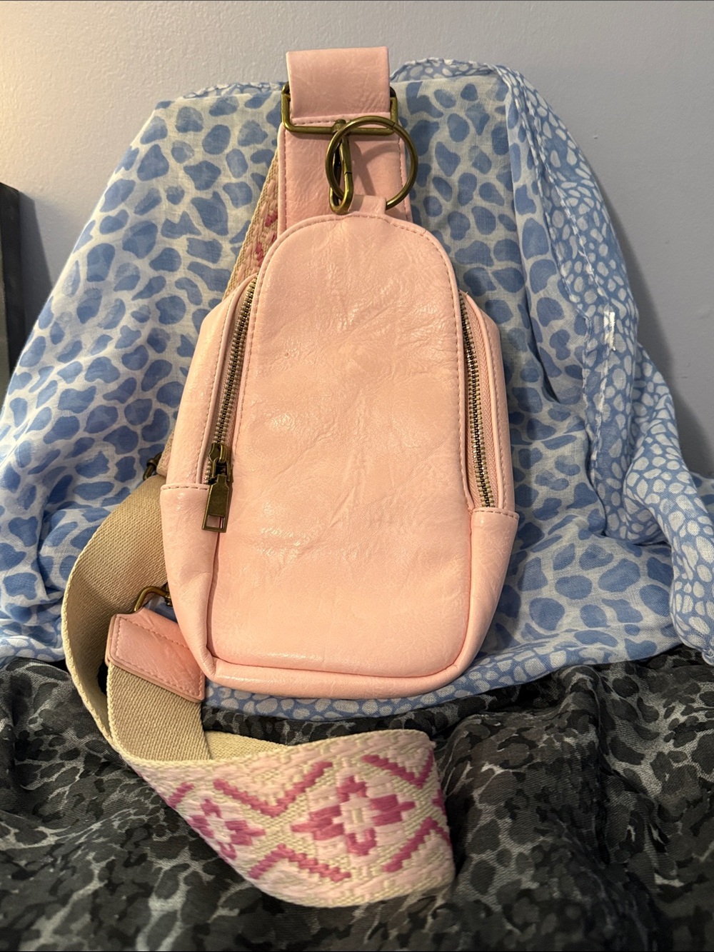 Soft Pink Leather Crossbody Sling Bag with Patterned Strap